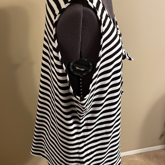 Ruby Rd. Top - Picture 4 of 4